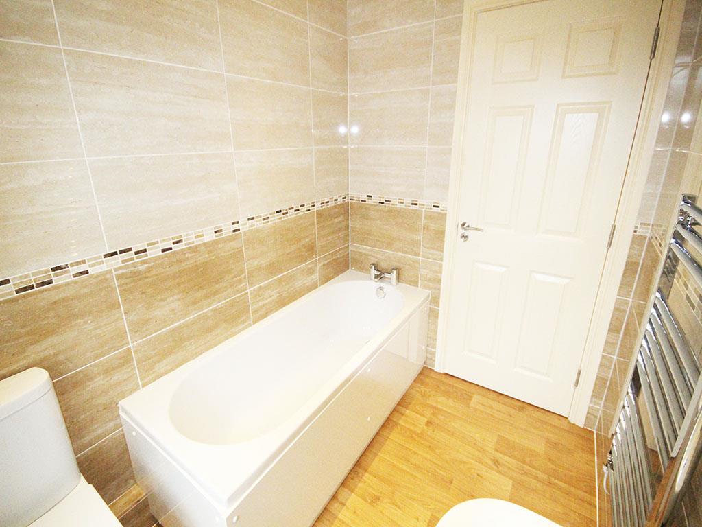 2 bedroom apartment To Let in Barnoldswick - 2016-01-14 10.38.28.jpg